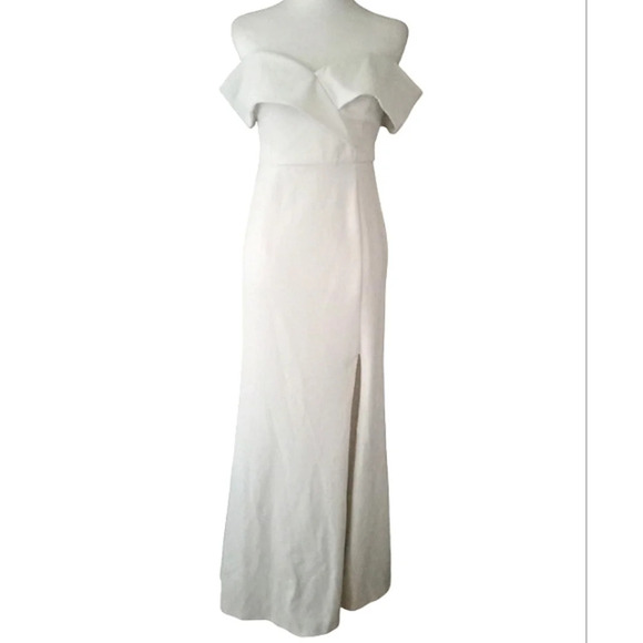 Lulu's Song of Love Floor Length Off Shoulder White Gown Size Small - Picture 3 of 10